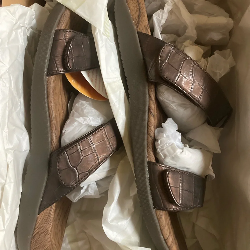 NIB Orthaheel Adjustable Layla Sandals Brandy Sz 10